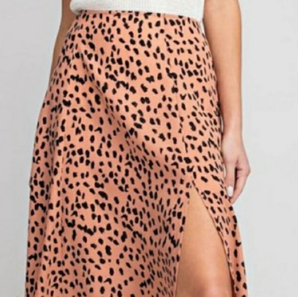 High Slit Midi Skirt - Picture 4 of 4